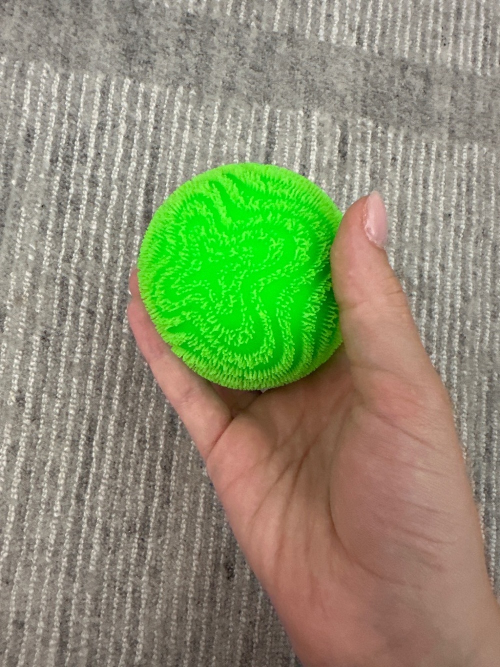 A video of how the Needoh fuzzball squishes